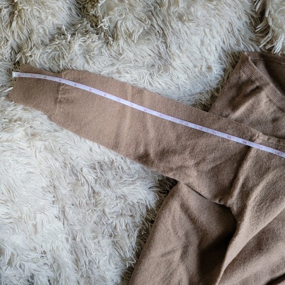 Lord & Taylor Merino wool sweater - Picture 4 of 5